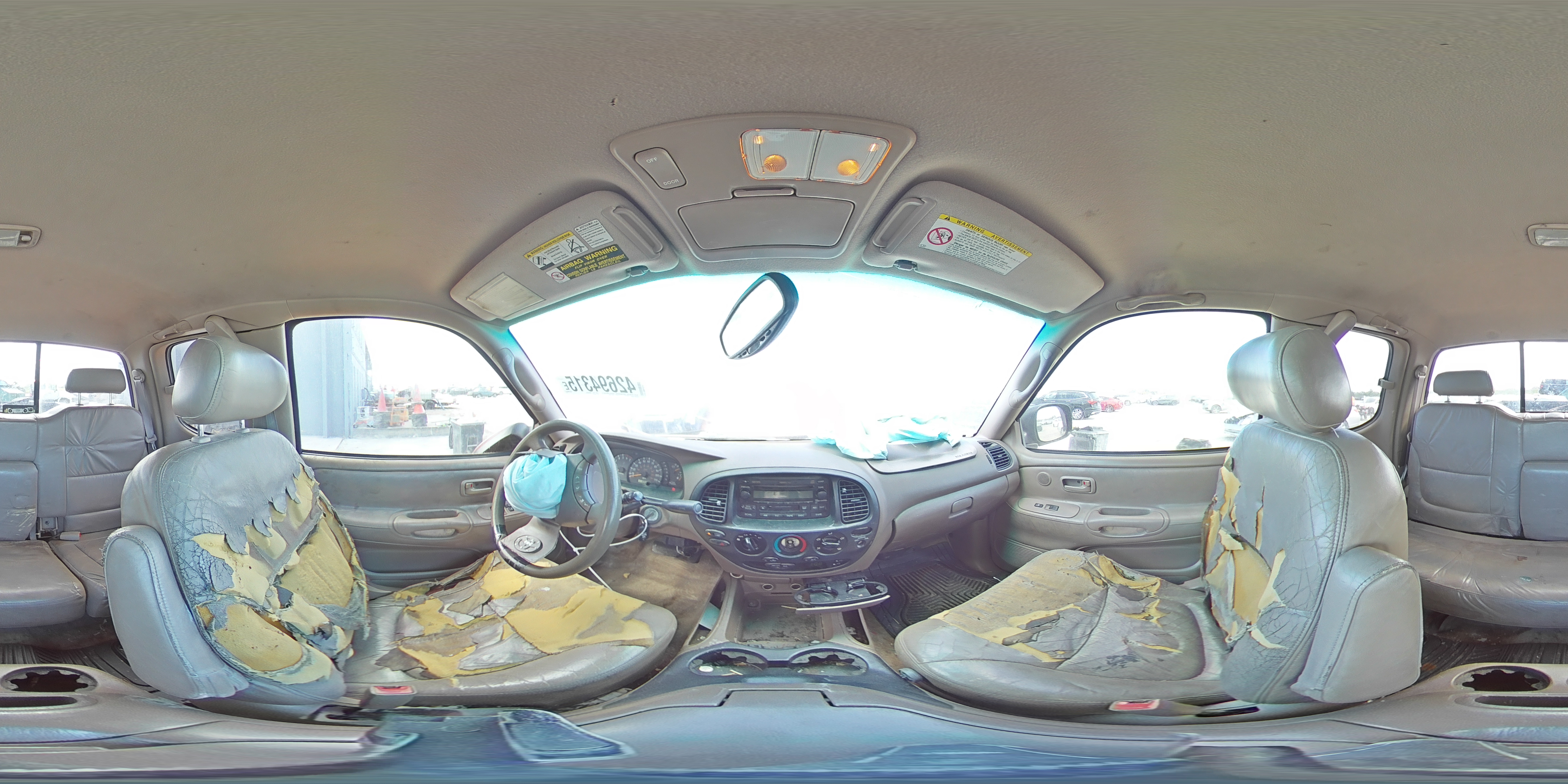 2004 Toyota Tundra - Image 13