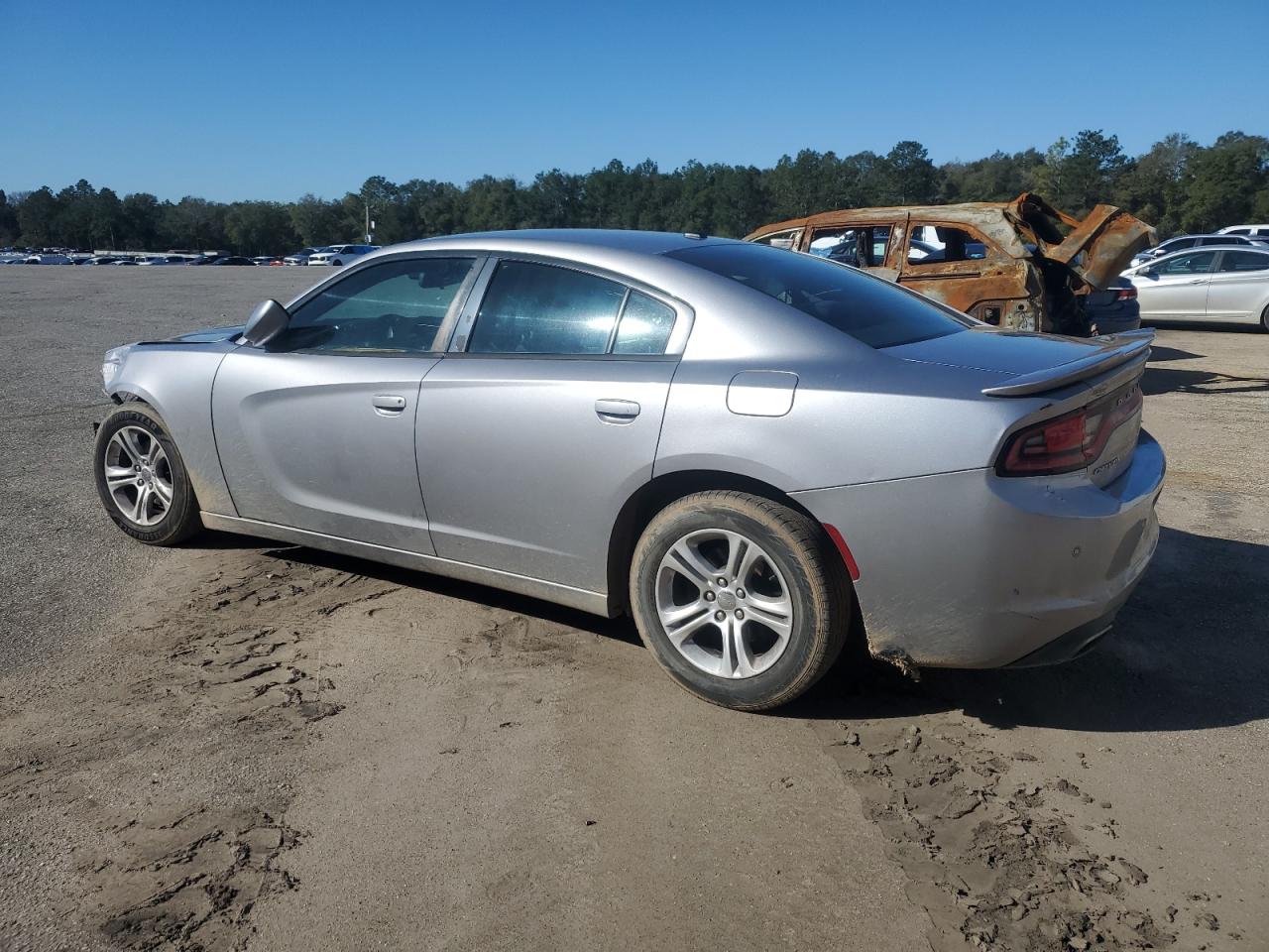 2015 Dodge Charger - Image 2