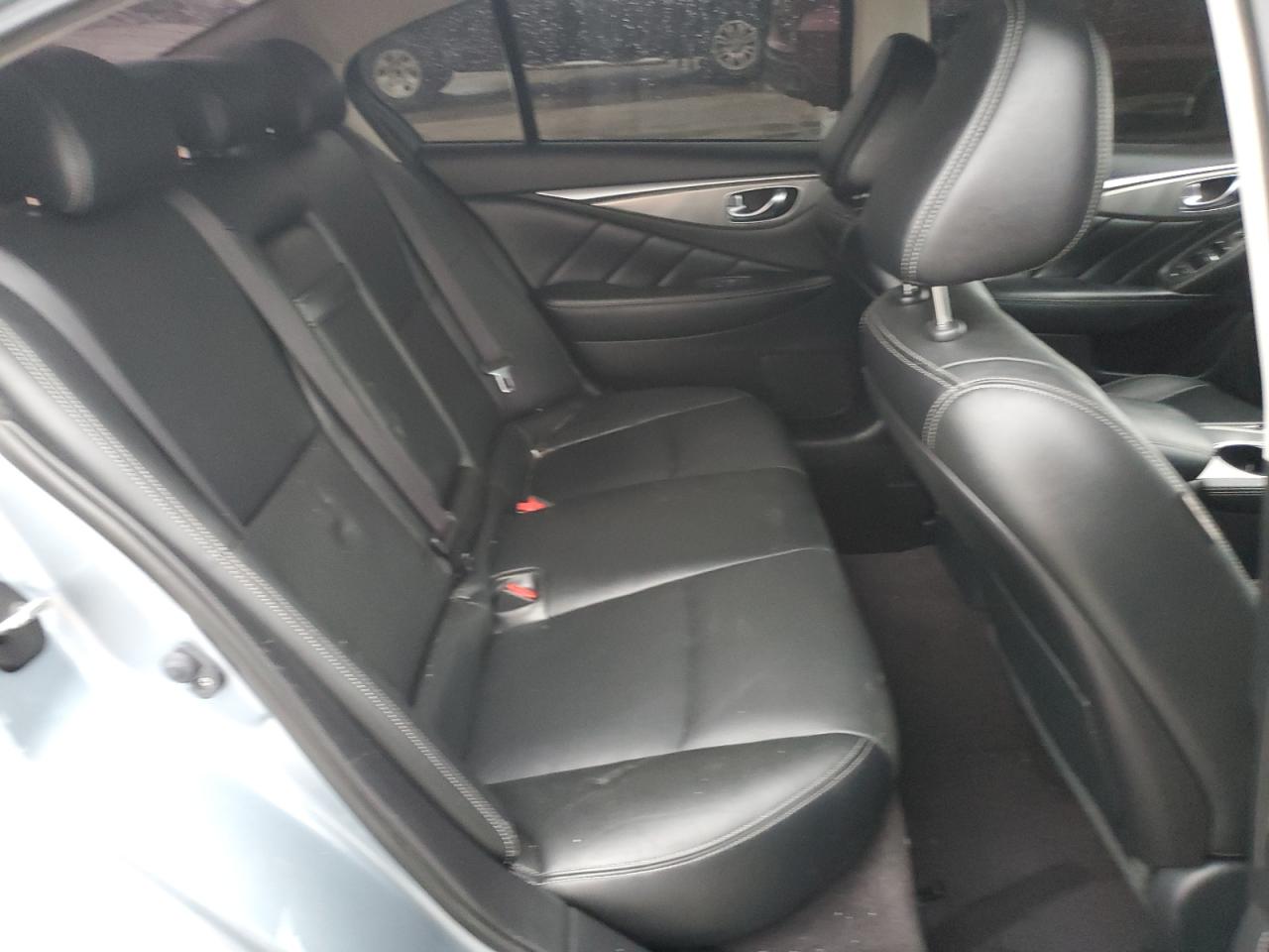 2015 Infiniti Q50 - Image 11
