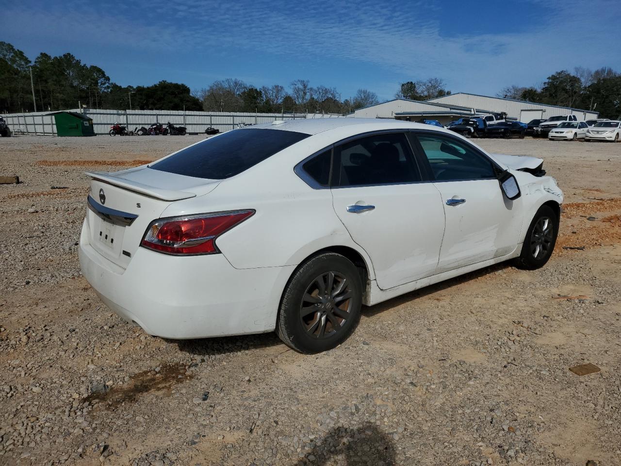 2015 Nissan Altima - Image 3