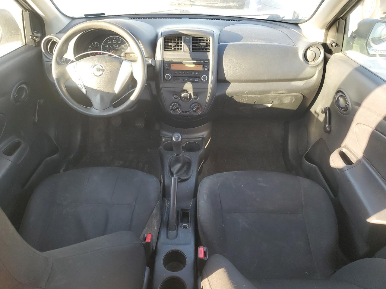 2015 Nissan Versa - Image 8
