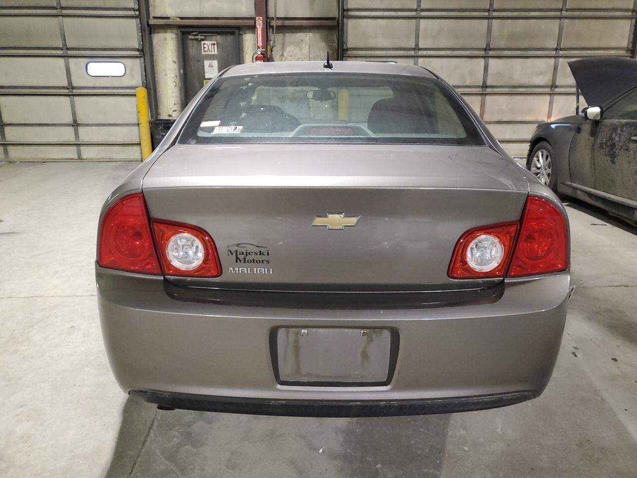 2011 Chevrolet Malibu - Image 6
