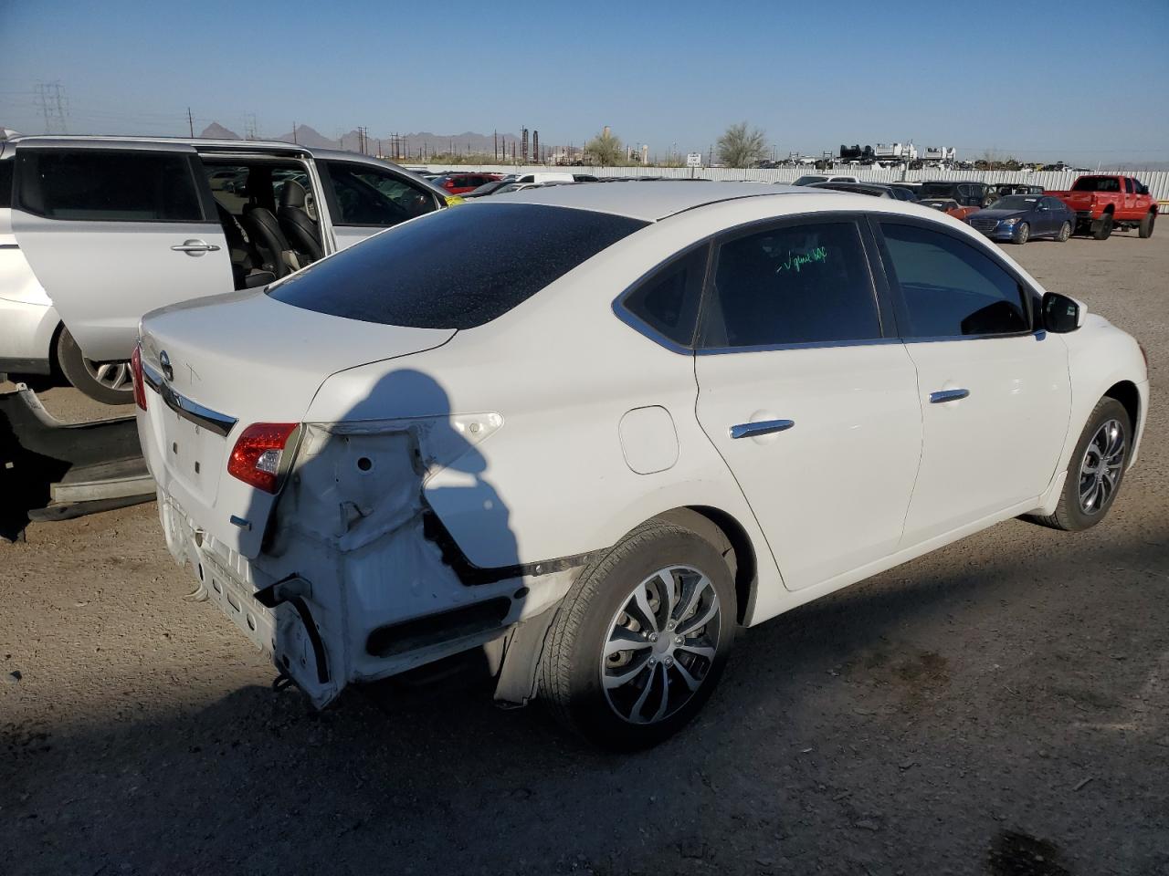 2014 Nissan Sentra - Image 3