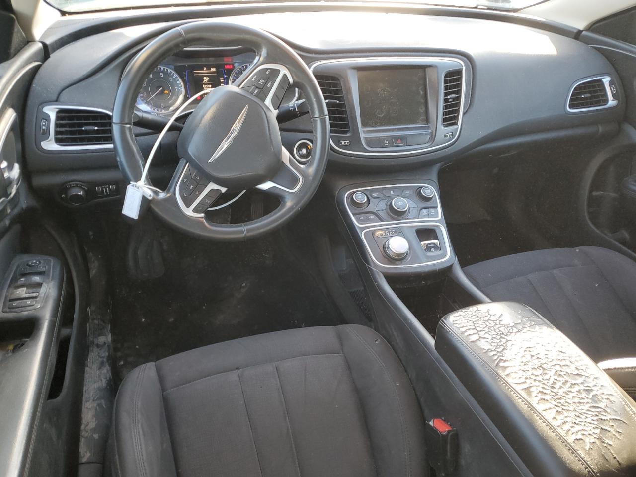 2015 Chrysler 200 - Image 8