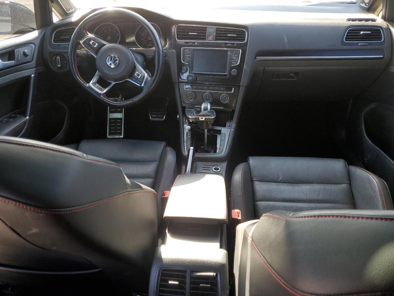 2017 Volkswagen GTI - Image 8