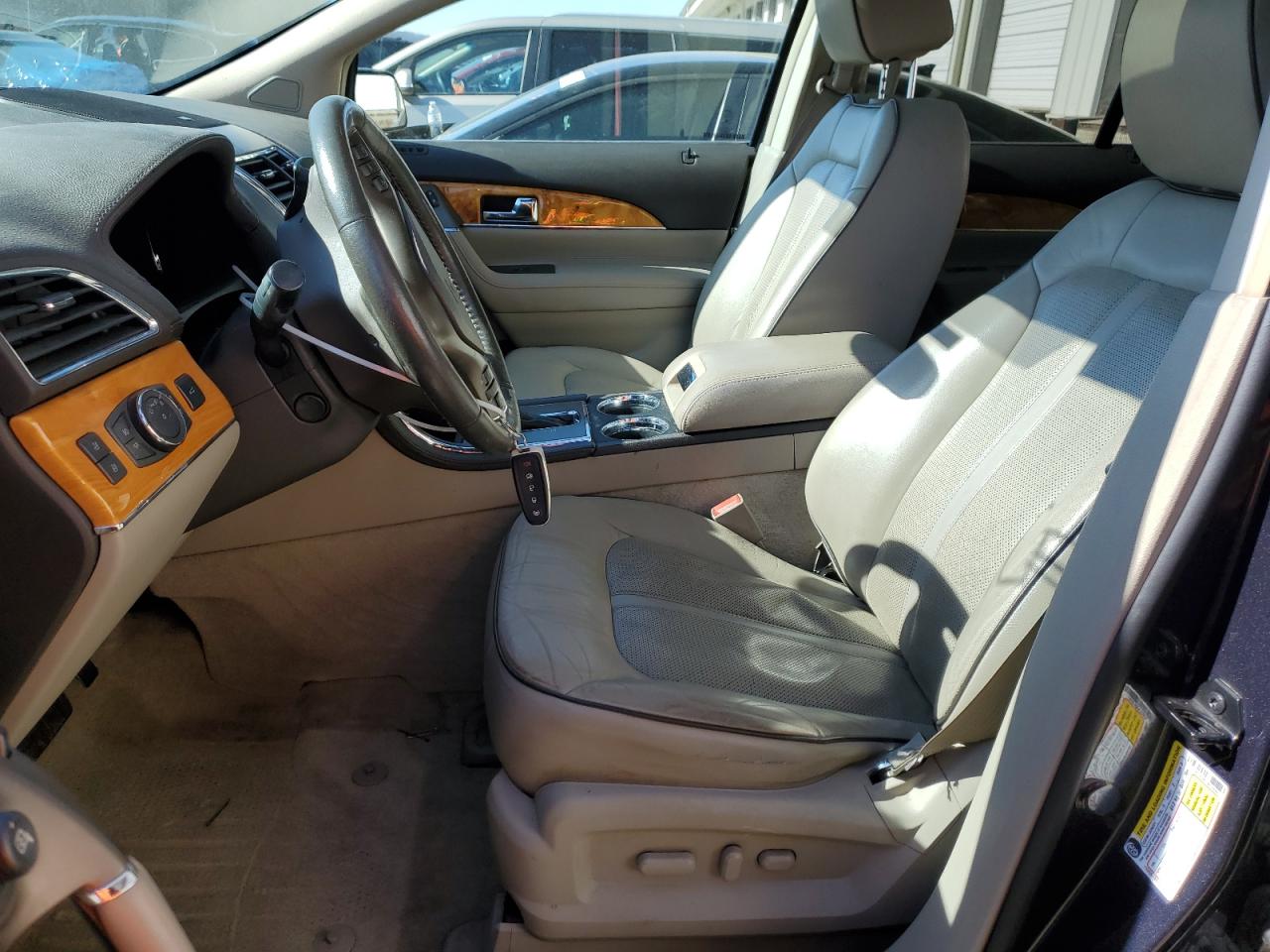 2013 Lincoln MKX - Image 7