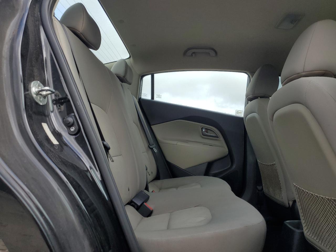 2015 Kia Rio - Image 10
