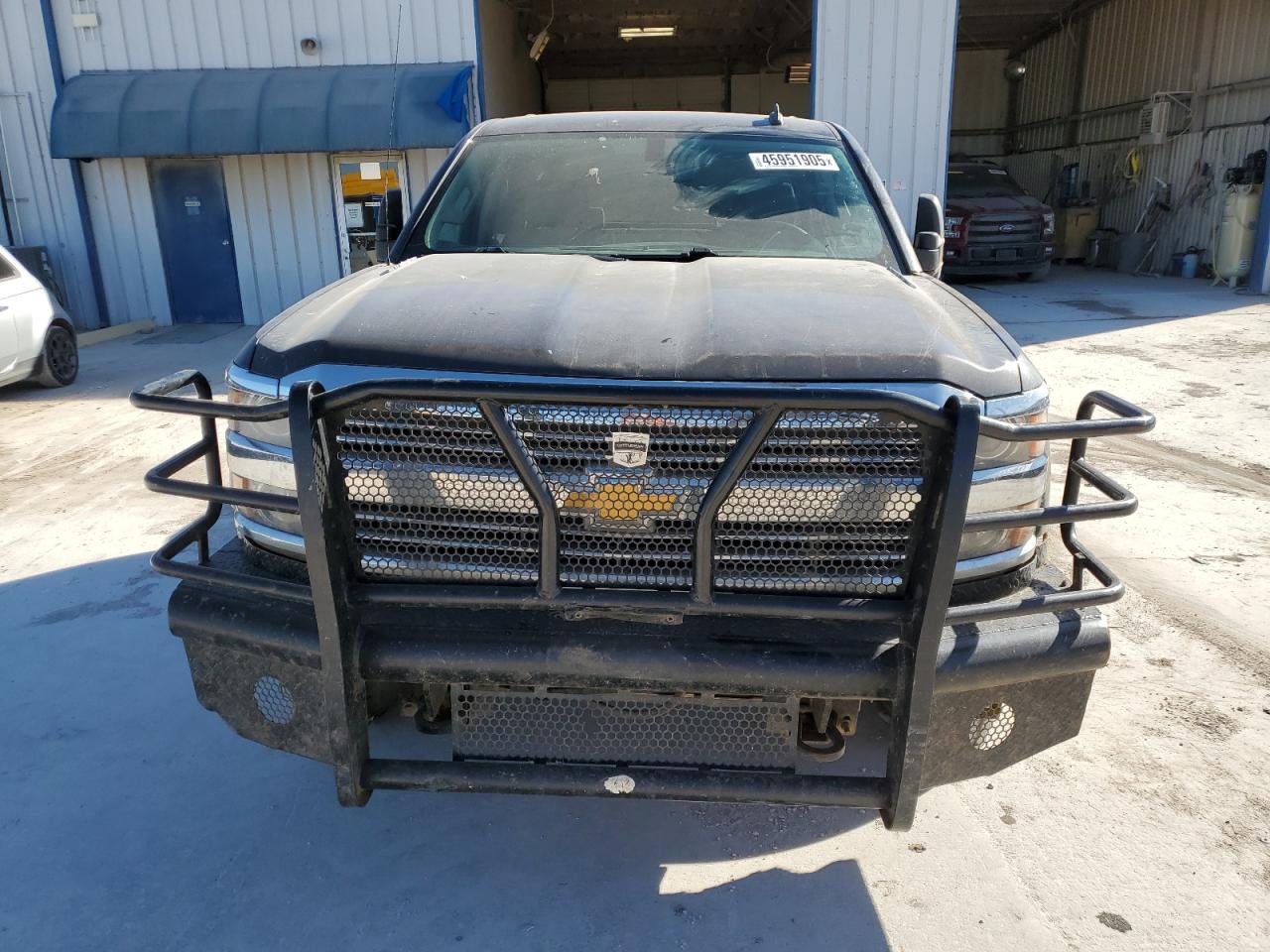2015 Chevrolet Silverado - Image 5