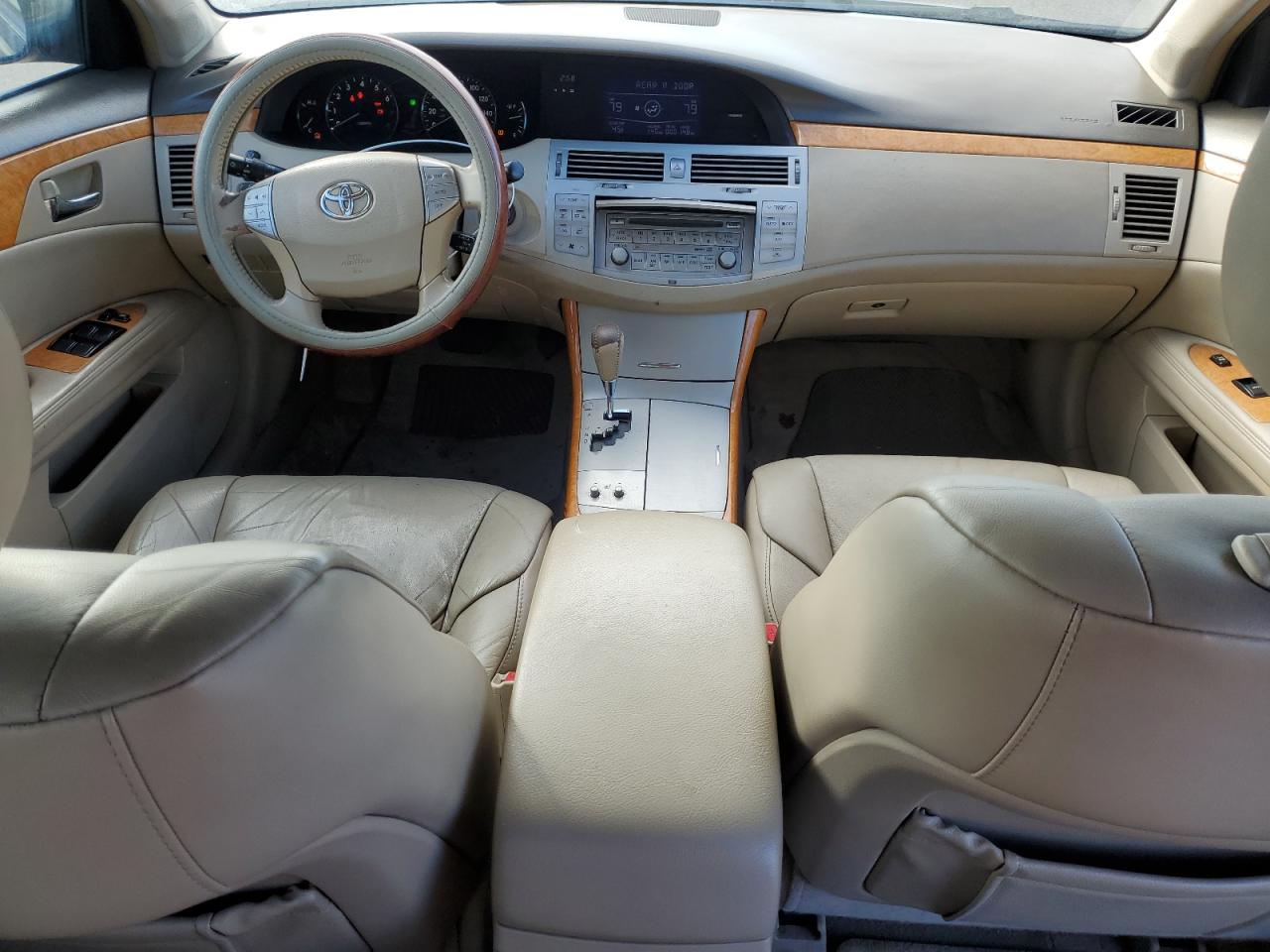 2007 Toyota Avalon - Image 8
