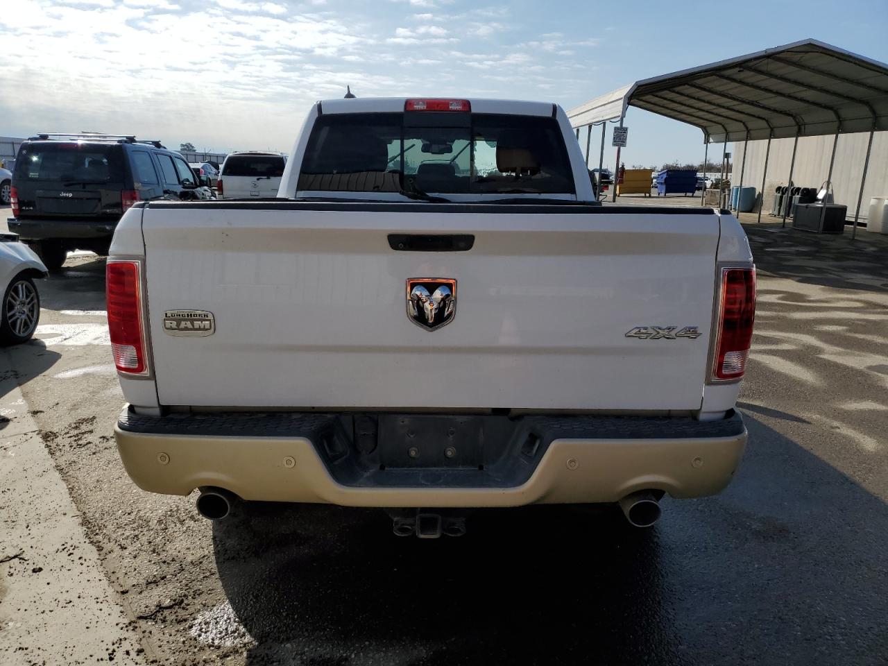 2015 RAM 1500 - Image 6