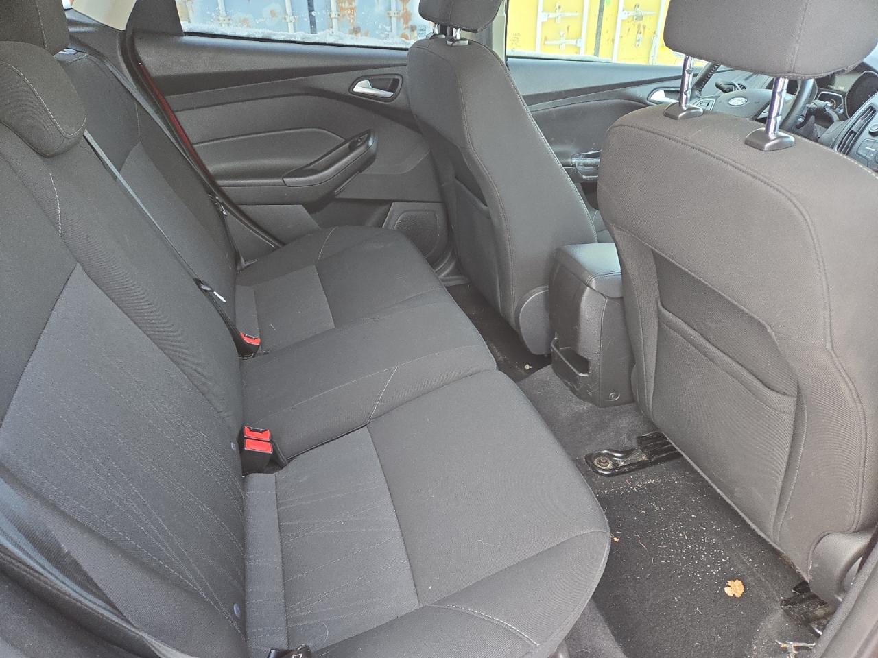 2015 Ford Focus - Image 10