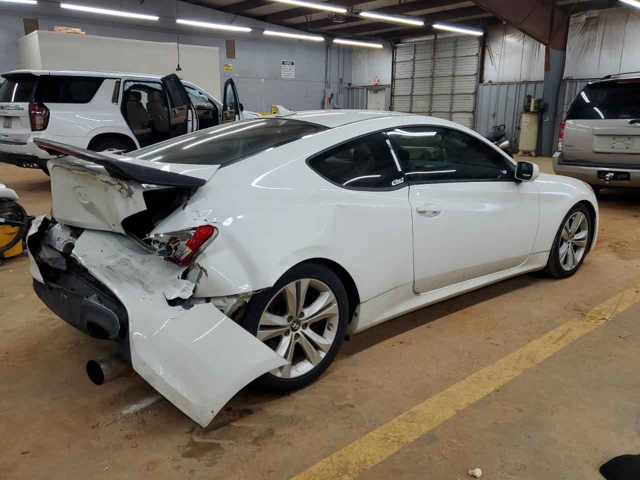 2011 Hyundai Genesis Coupe 2.0T VIN: KMHHT6KD9BU052943 Lot: 45981855