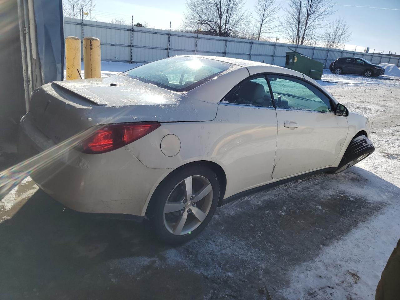 2008 Pontiac G6 - Image 3