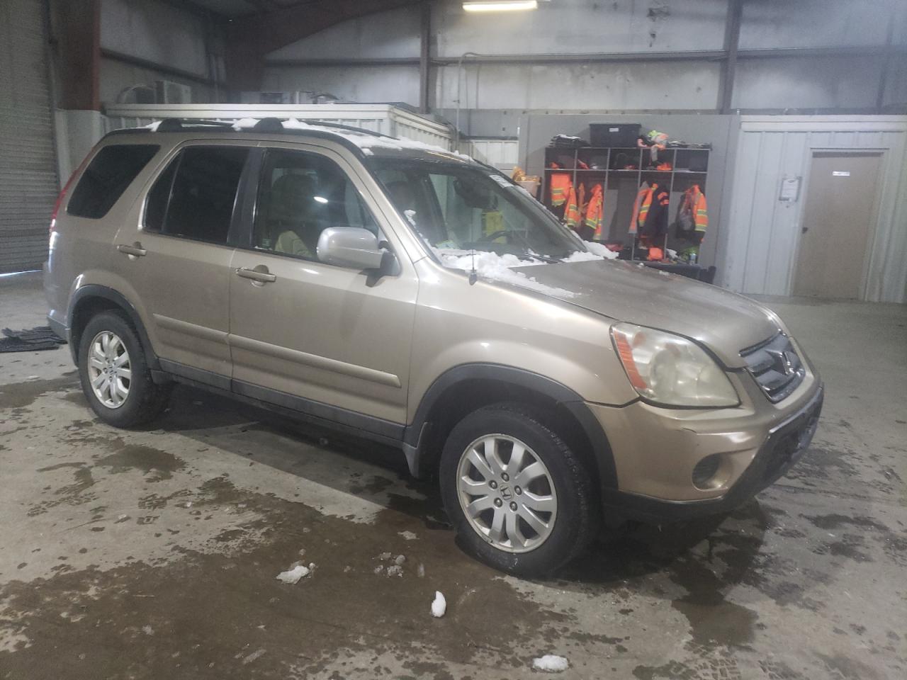 2005 Honda CR-V - Image 4