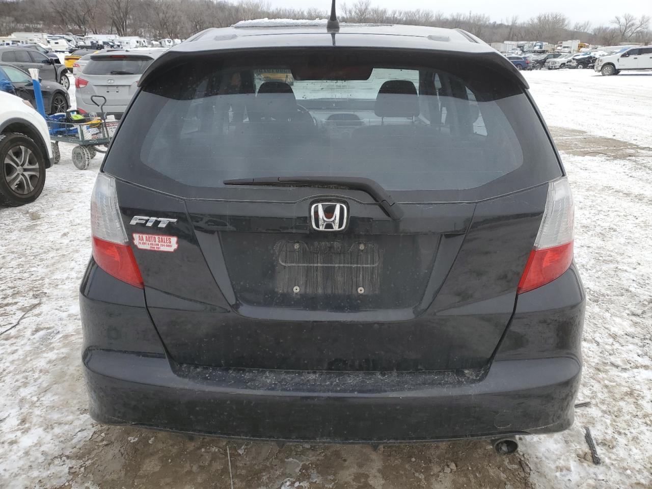 2009 Honda Fit - Image 6