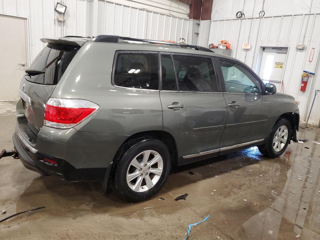 2011 Toyota Highlander - Image 3