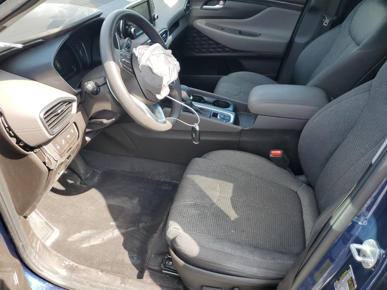 2020 Hyundai Santa Fe - Image 7