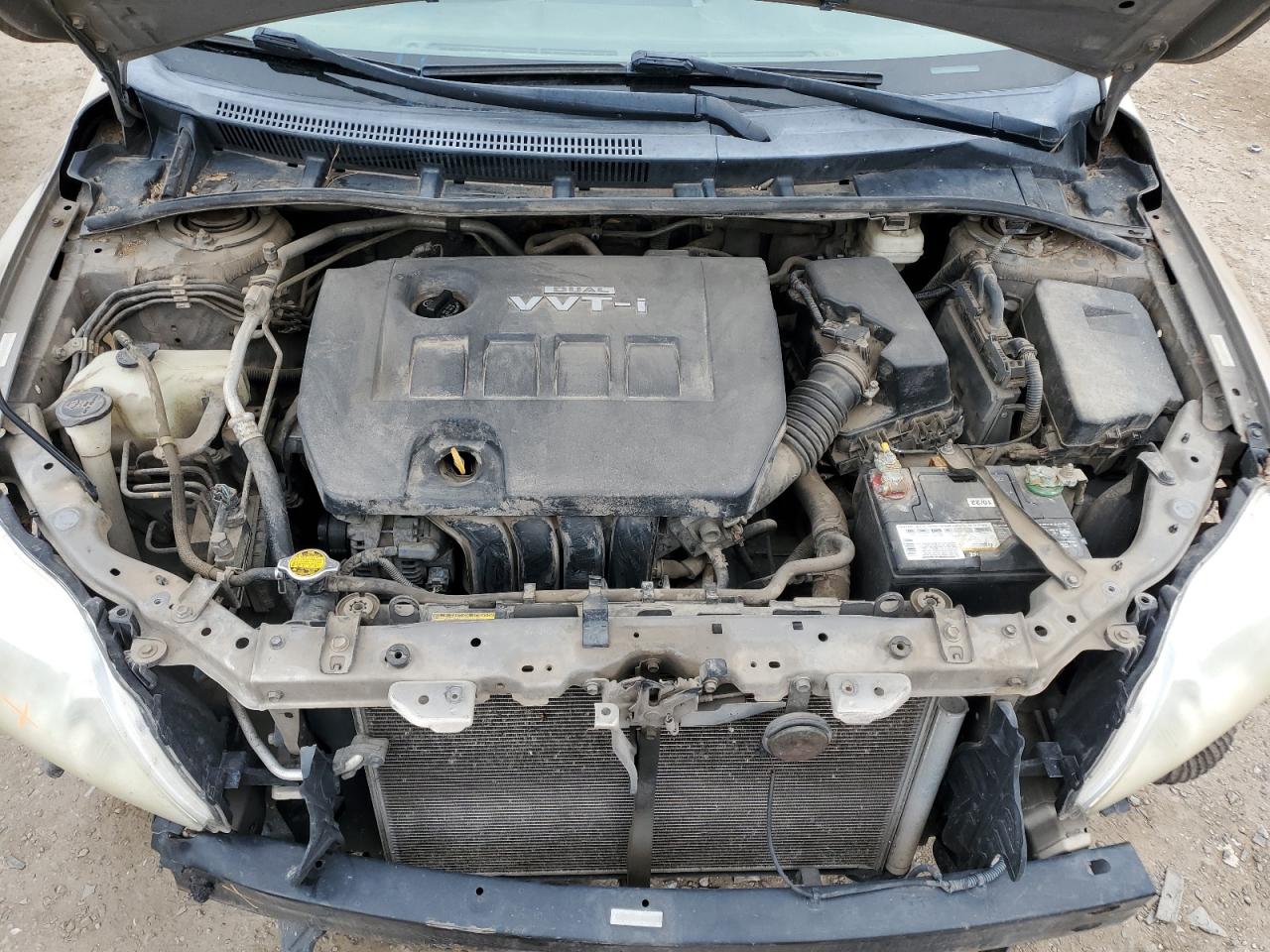 2010 Toyota Corolla - Image 11