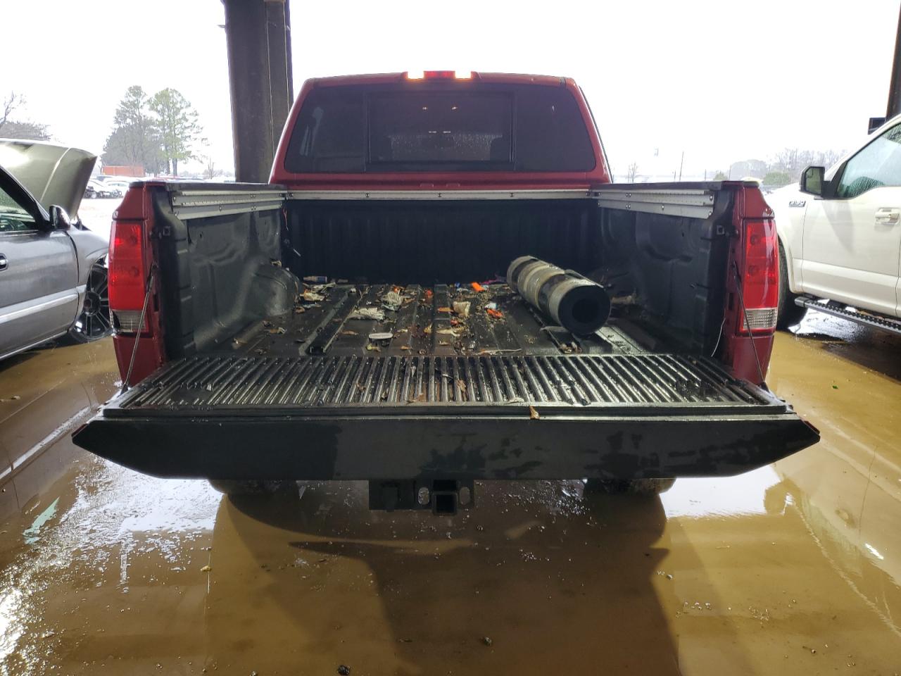 2015 Nissan Titan - Image 6