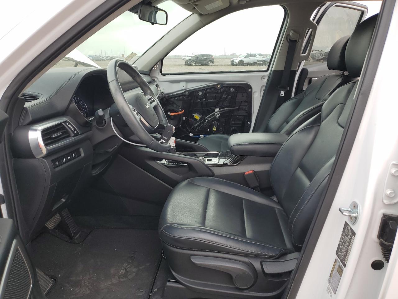 2022 Kia Telluride - Image 7