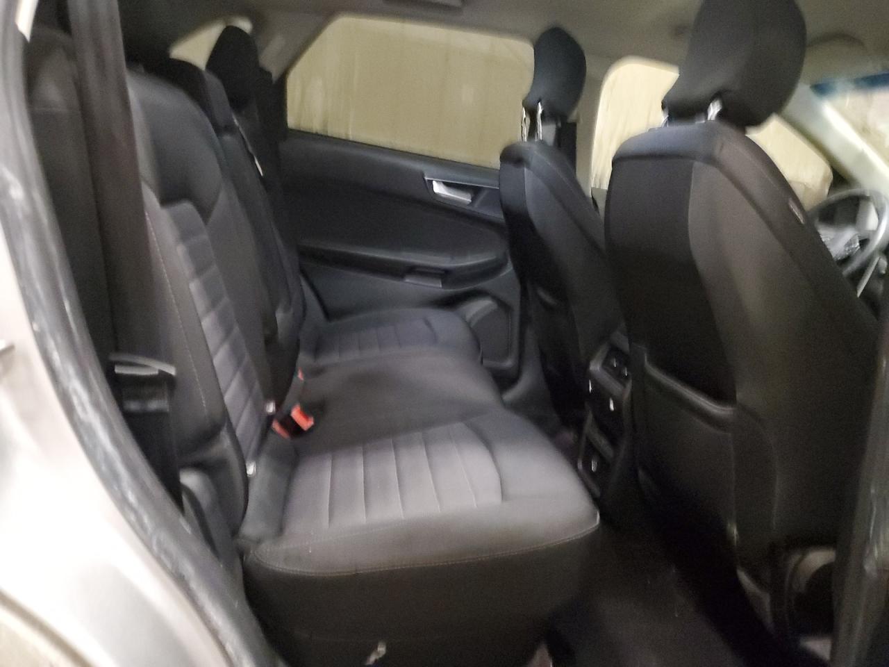 2016 Ford Edge - Image 10