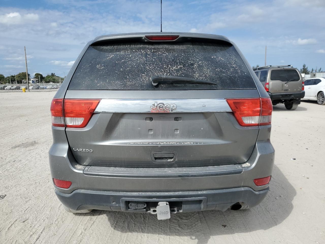2013 Jeep Grand Cherokee - Image 6