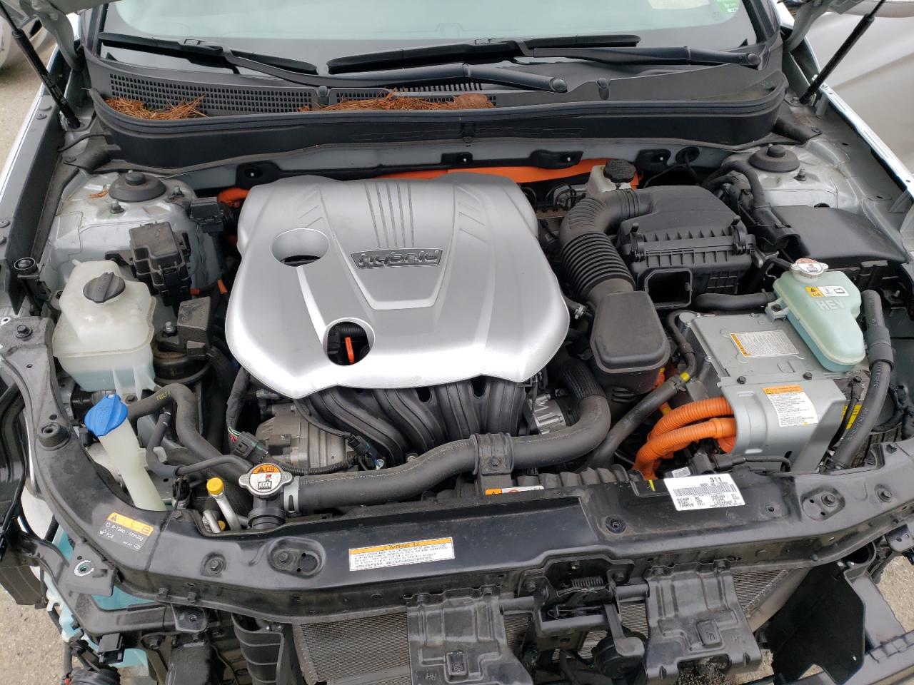 2015 Hyundai Sonata - Image 11