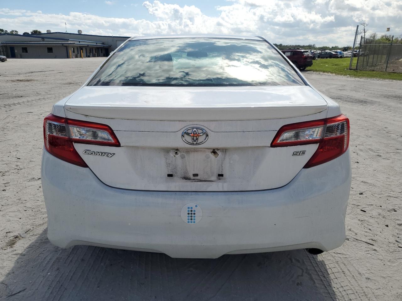 2012 Toyota Camry - Image 6