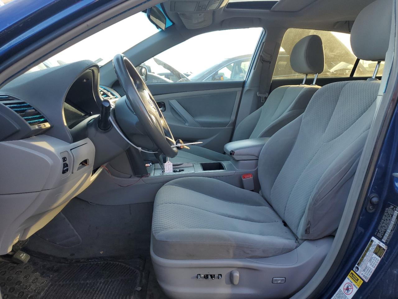 2009 Toyota Camry - Image 7