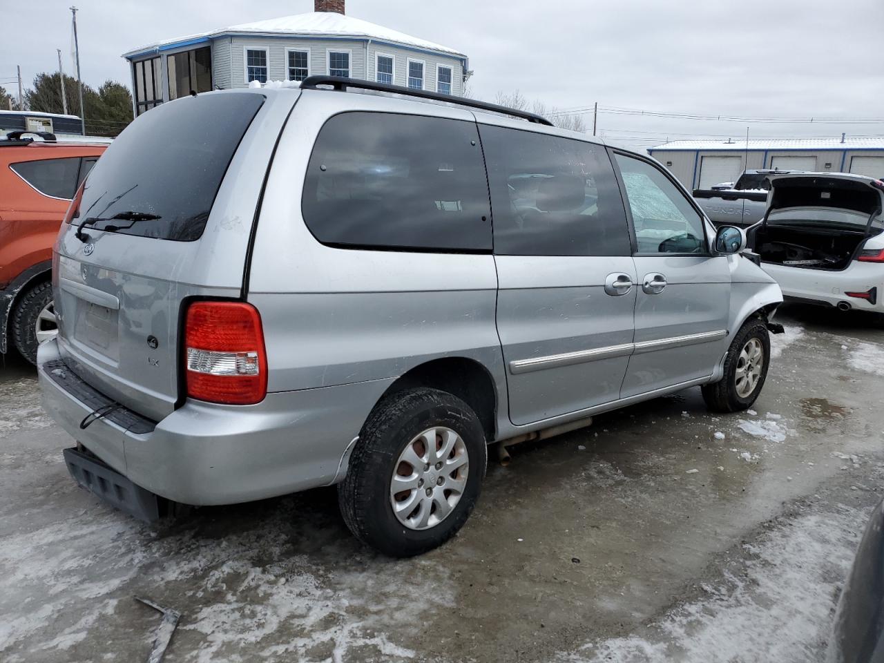2005 Kia Sedona - Image 3