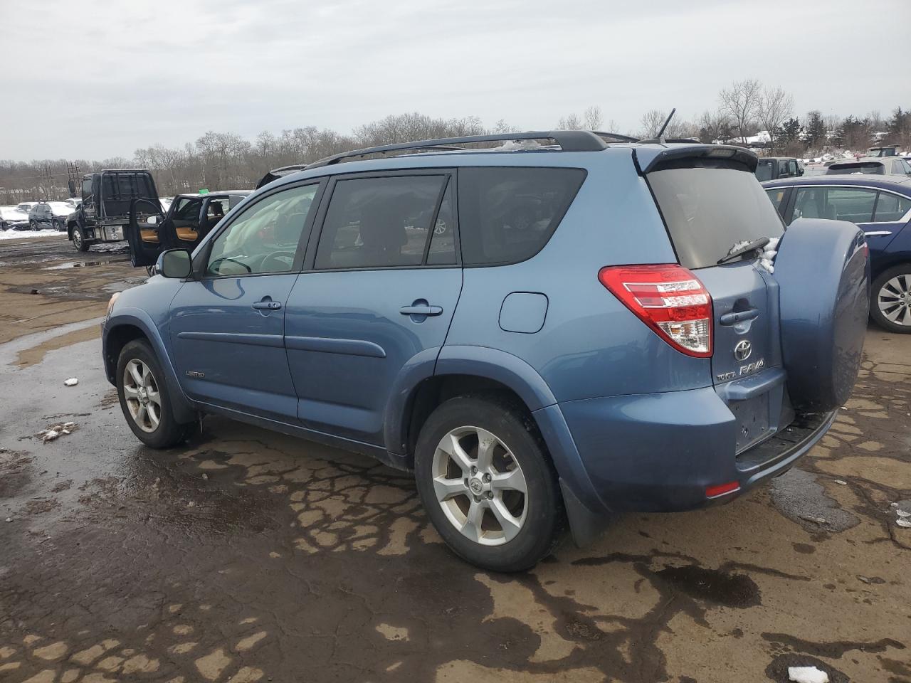 2010 Toyota RAV 4 - Image 2