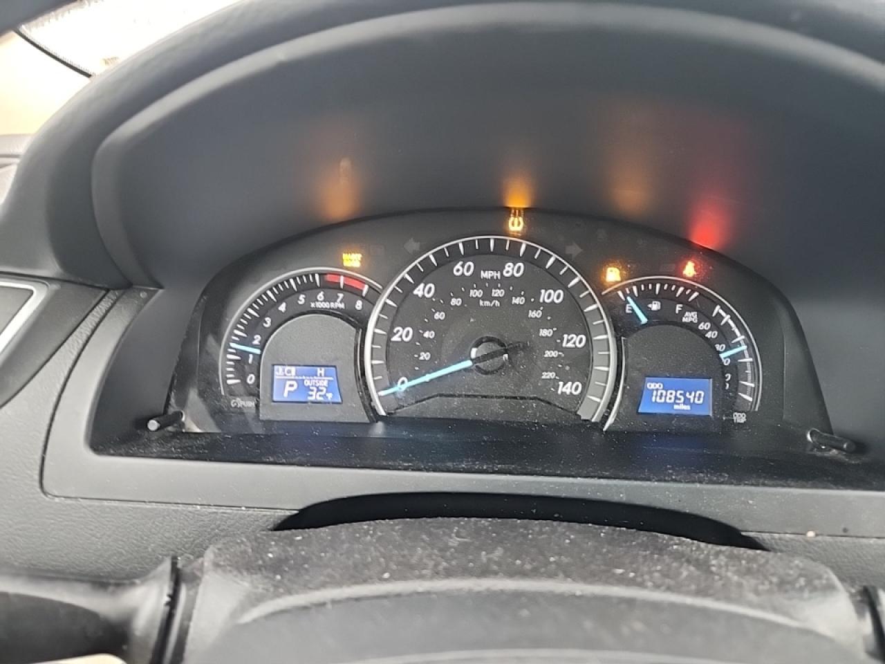 2015 Toyota Camry - Image 9