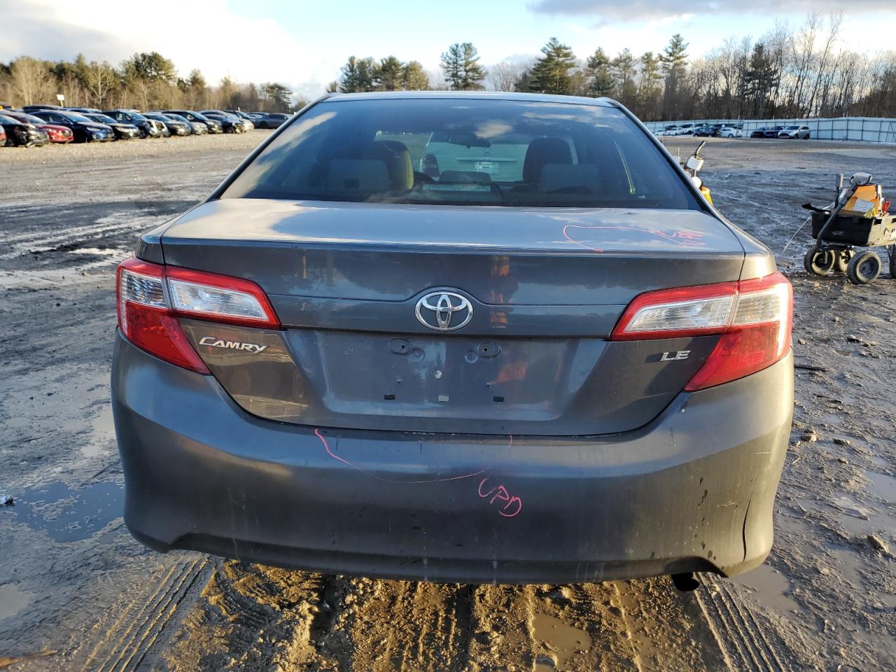 2012 Toyota Camry - Image 6