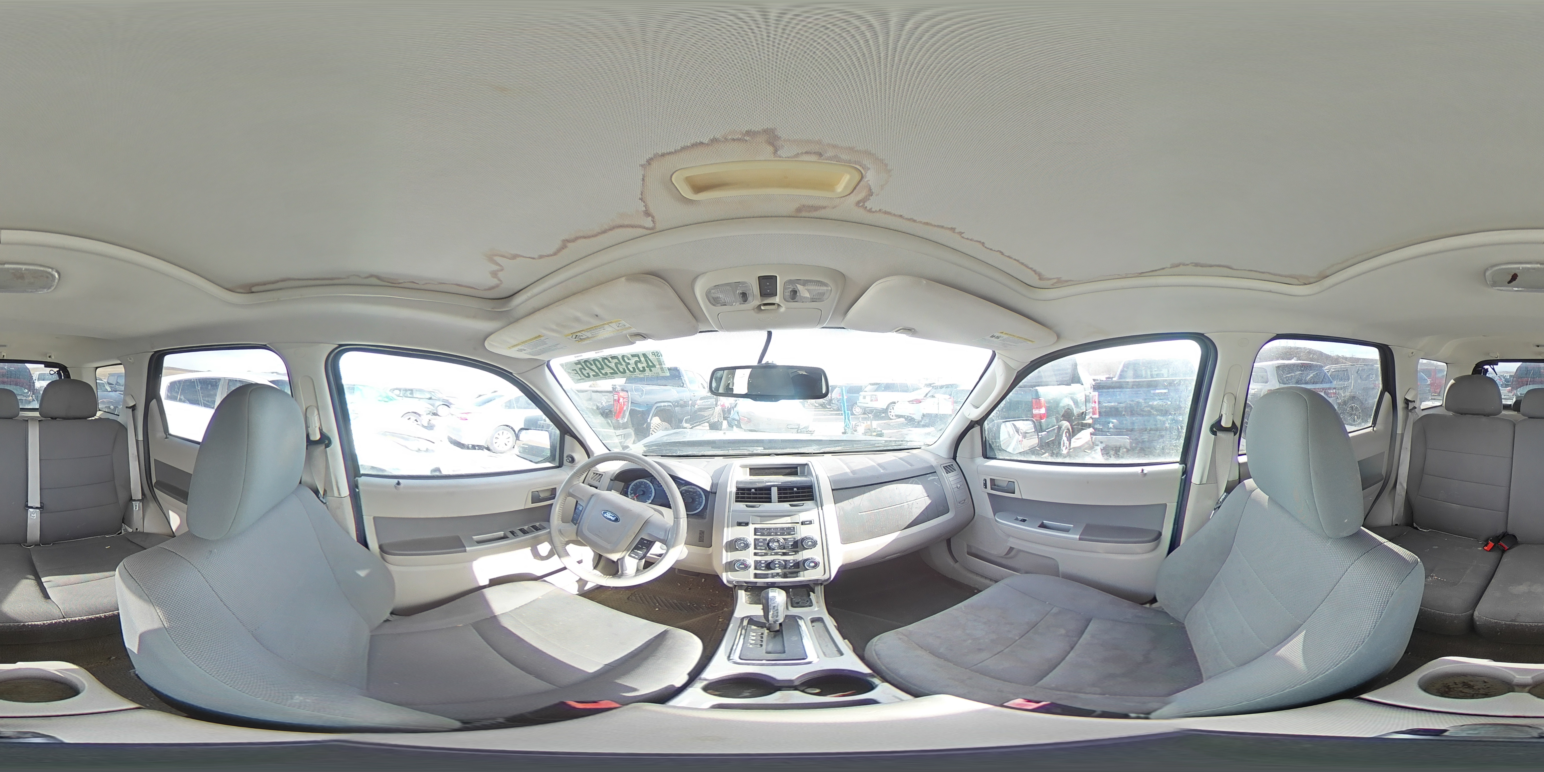 2010 Ford Escape - Image 13