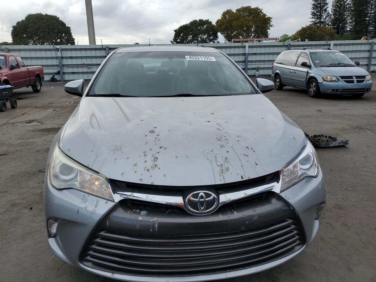 2016 Toyota Camry - Image 5