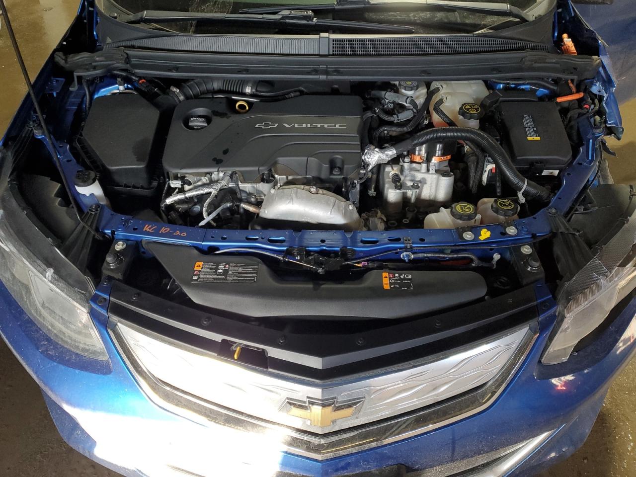 2017 Chevrolet Volt - Image 11