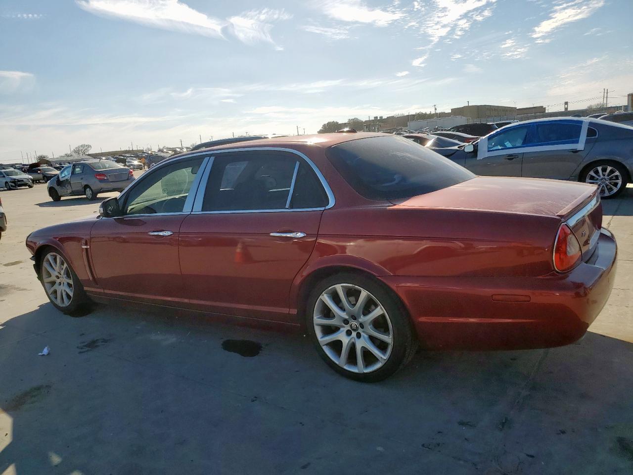 2008 Jaguar XJ - Image 2