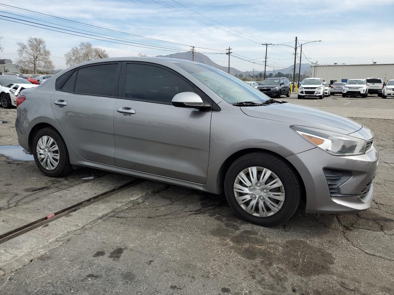 2021 Kia Rio - Image 4