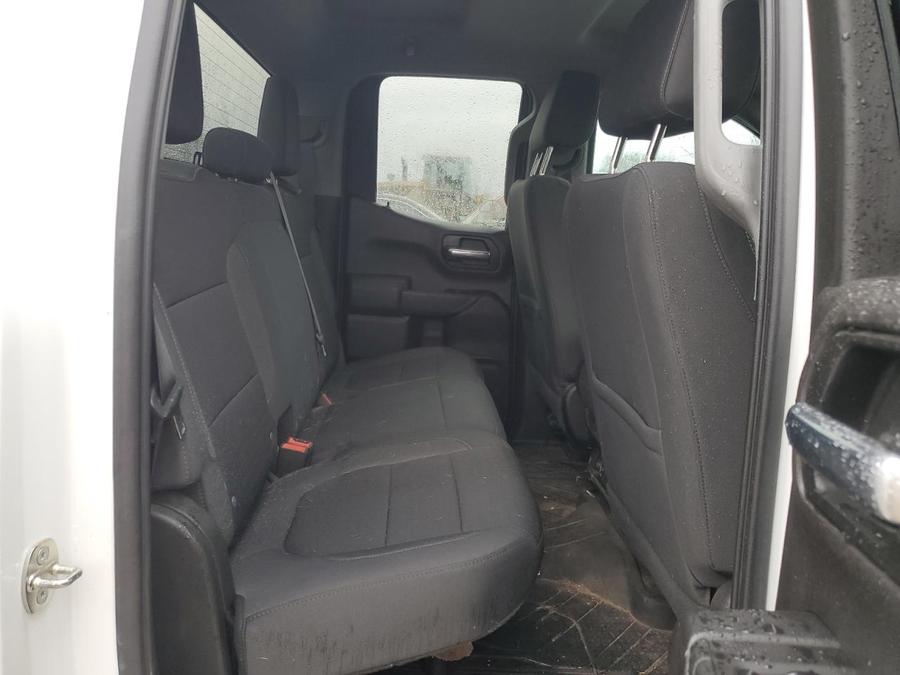 2020 Chevrolet Silverado - Image 10