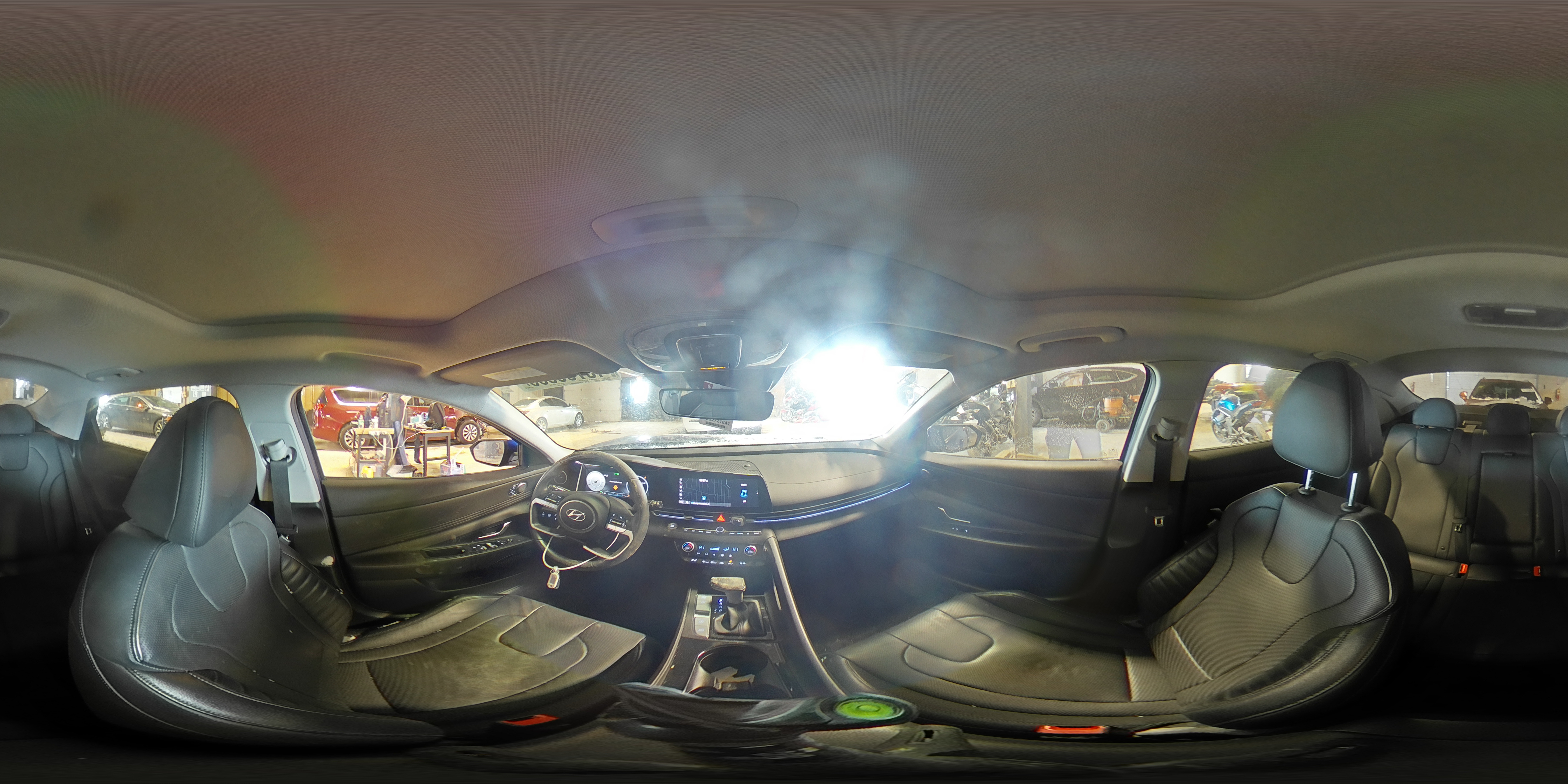 2023 Hyundai Elantra - Image 13