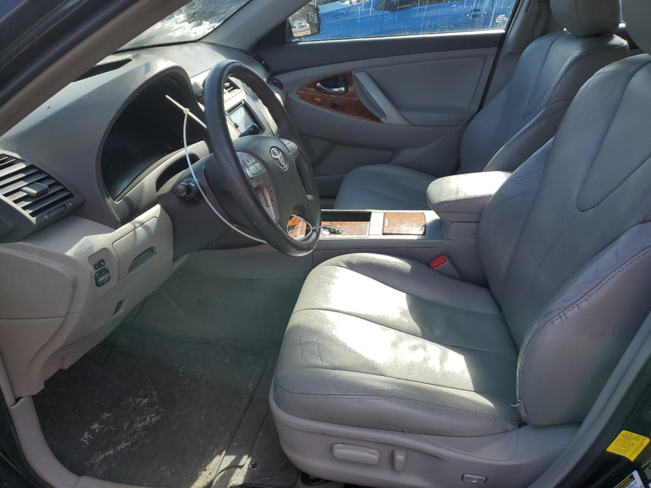 2011 Toyota Camry - Image 7