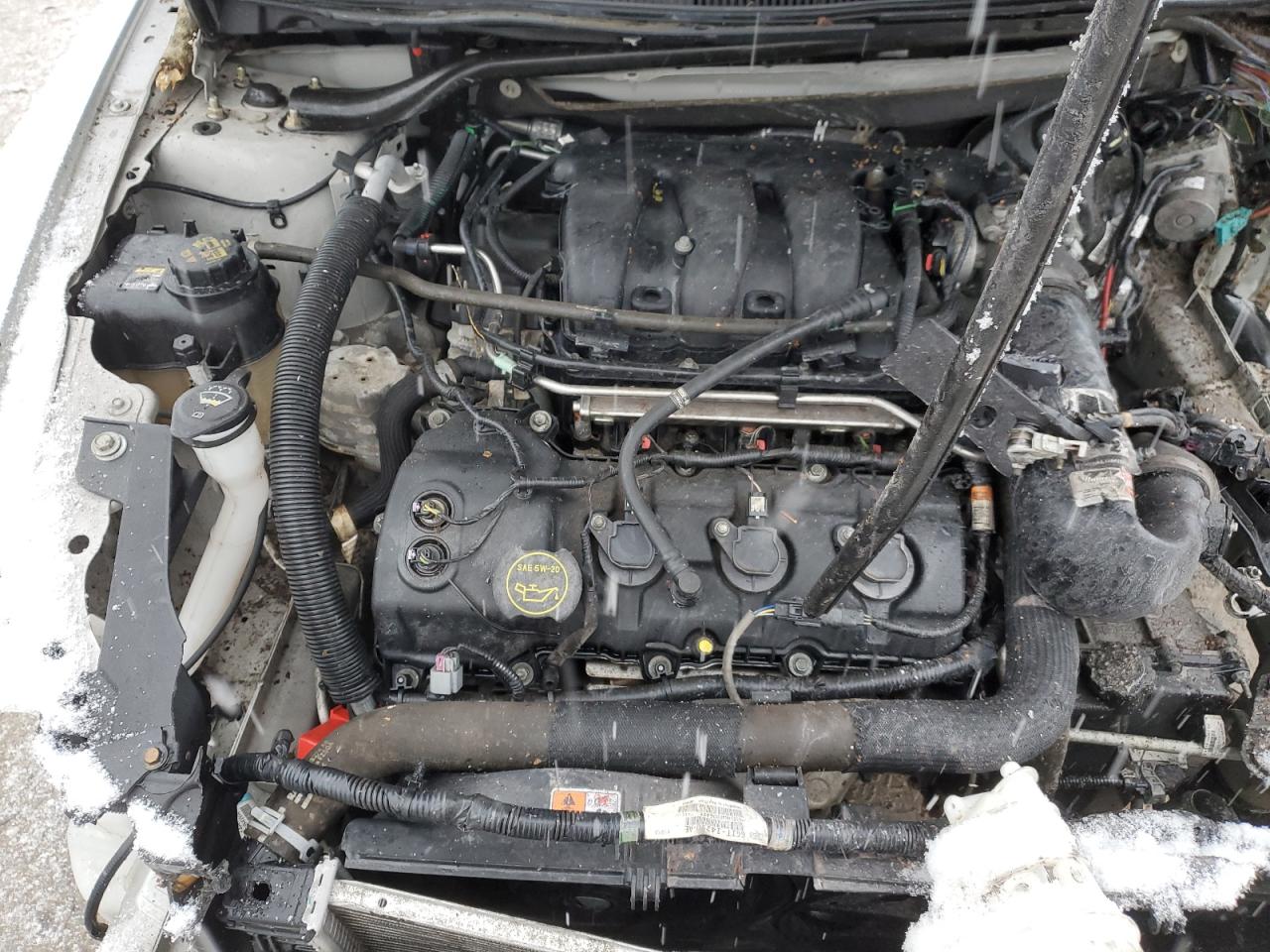 2018 Ford Taurus - Image 12