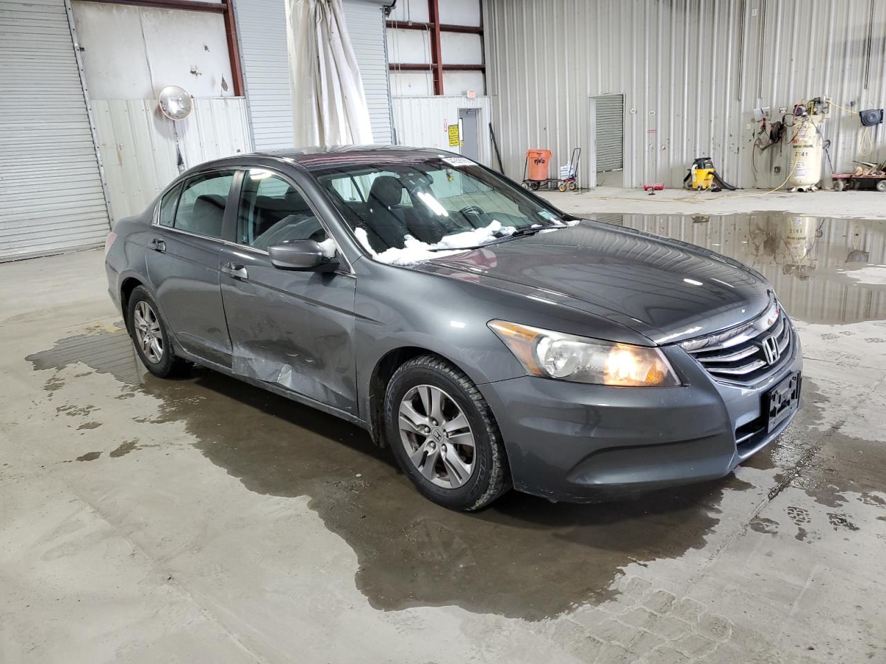 2012 Honda Accord - Image 4