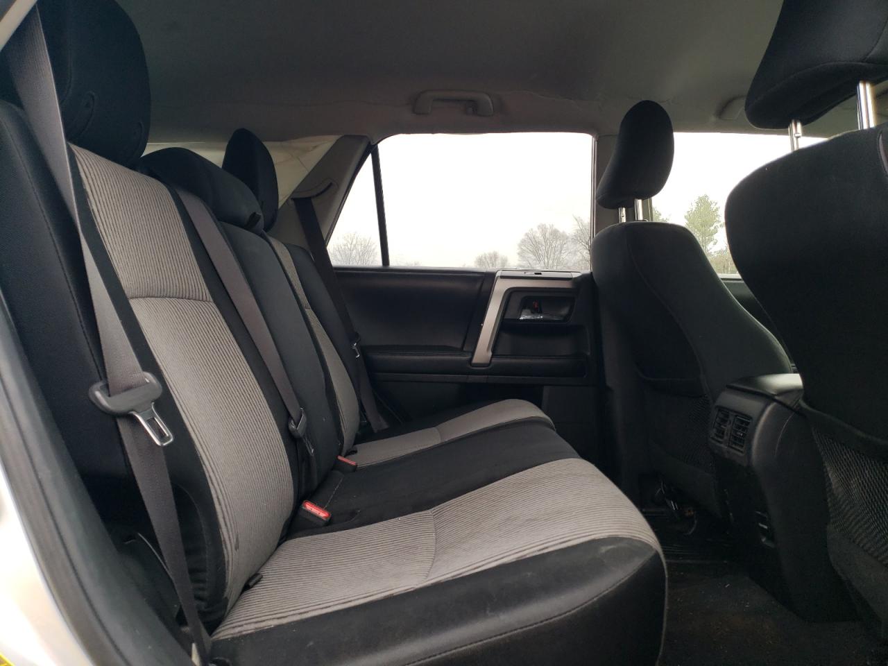 2015 Toyota 4Runner - Image 11