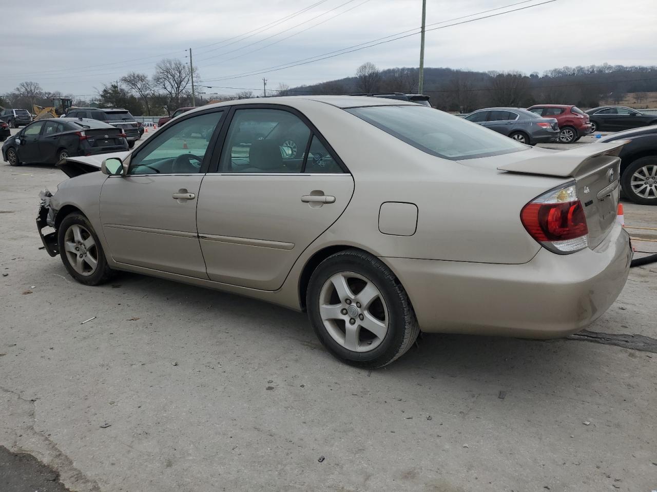 2005 Toyota Camry - Image 2