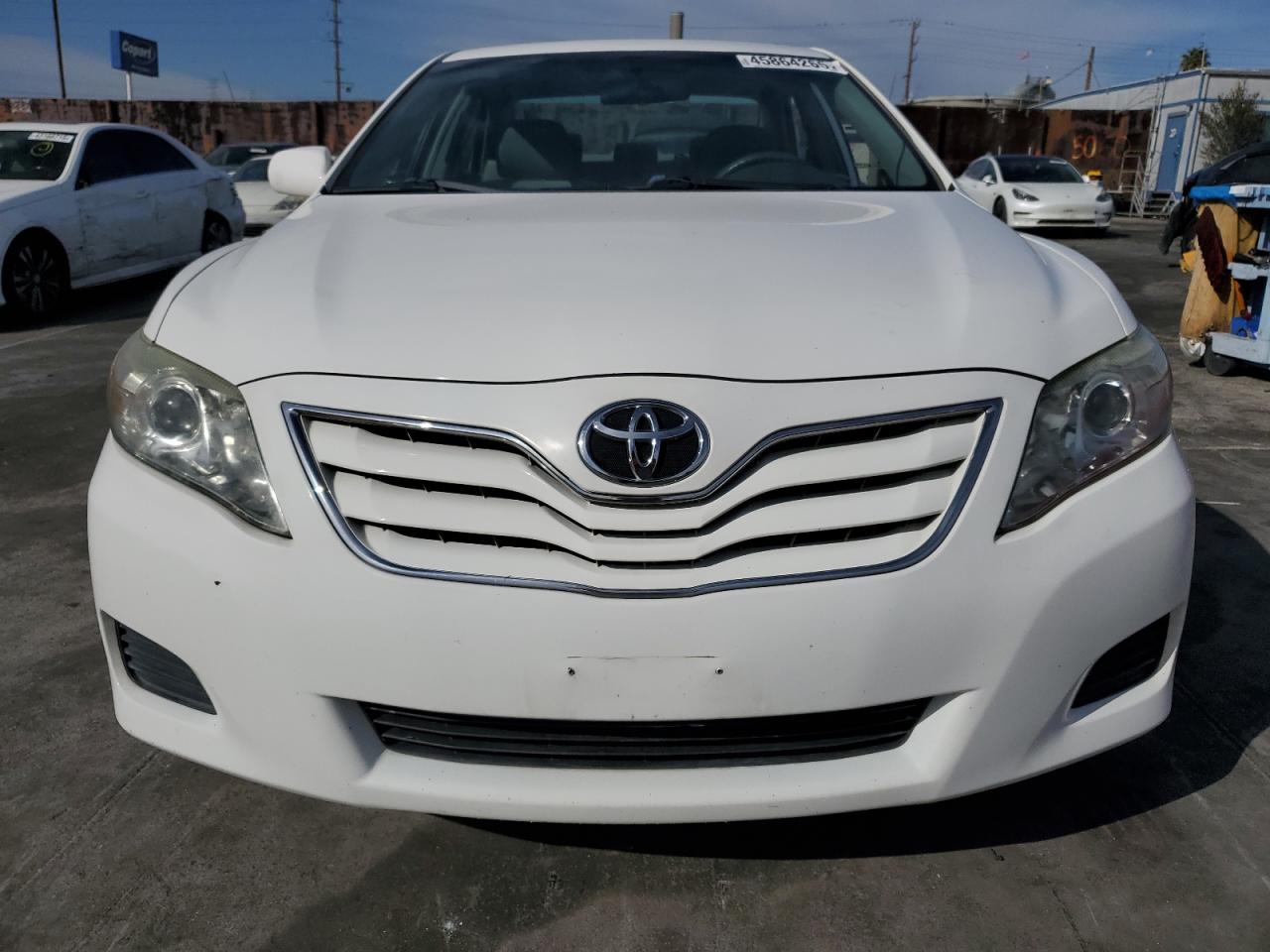 2010 Toyota Camry - Image 5