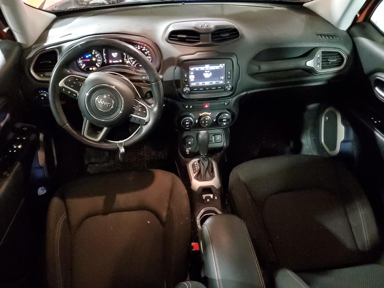 2016 Jeep Renegade - Image 8
