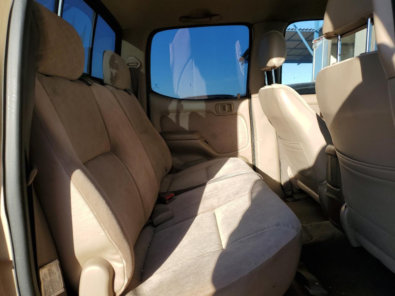 2003 Toyota Tacoma - Image 10
