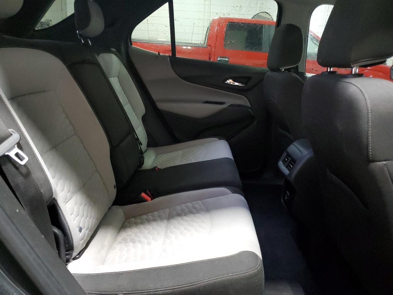 2020 Chevrolet Equinox - Image 11