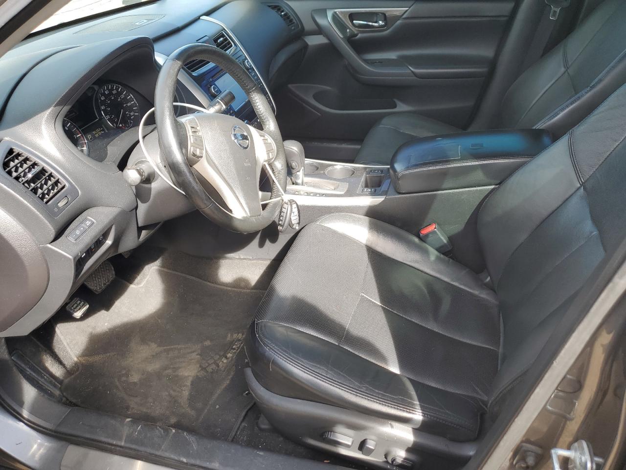 2014 Nissan Altima - Image 7